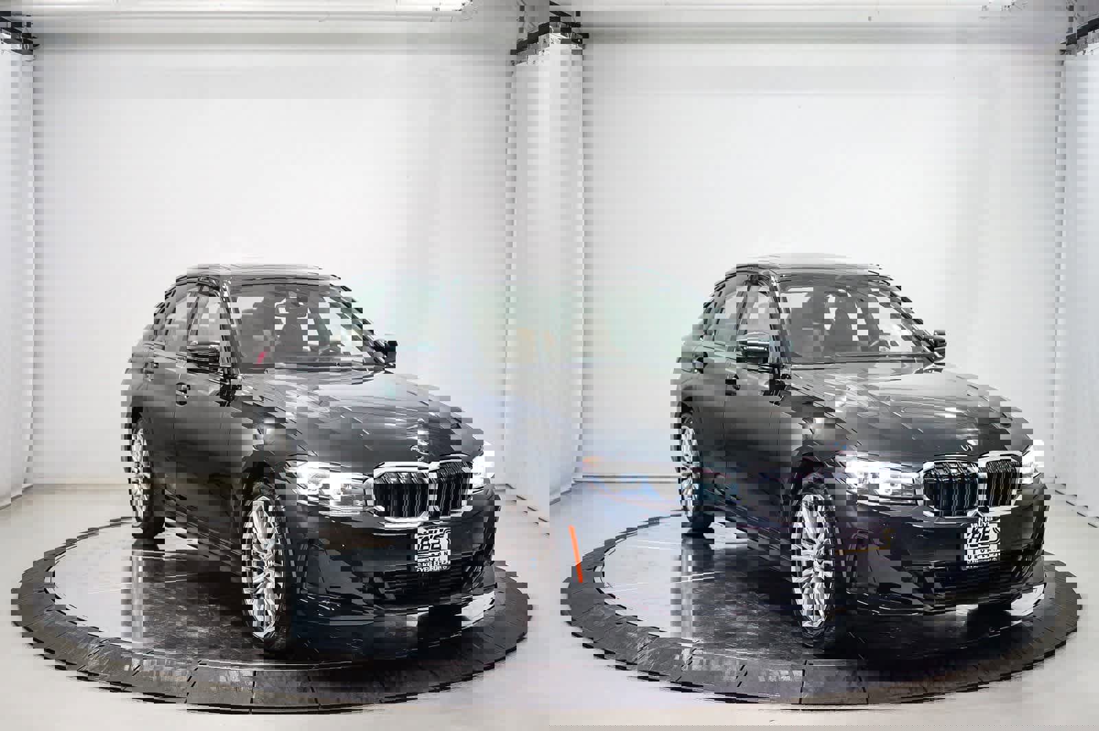 Used 2023 BMW 330i Sedan w/ Driving Assistance Package image 5