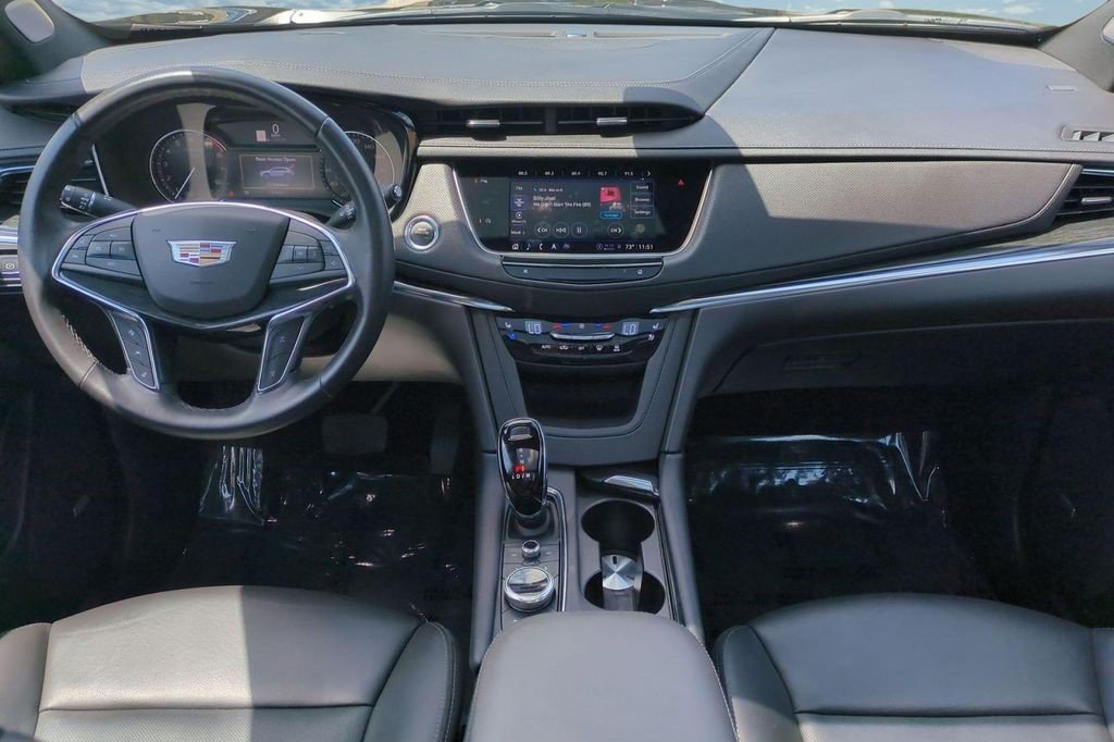 Certified 2023 Cadillac XT5 Premium Luxury FWD image 15