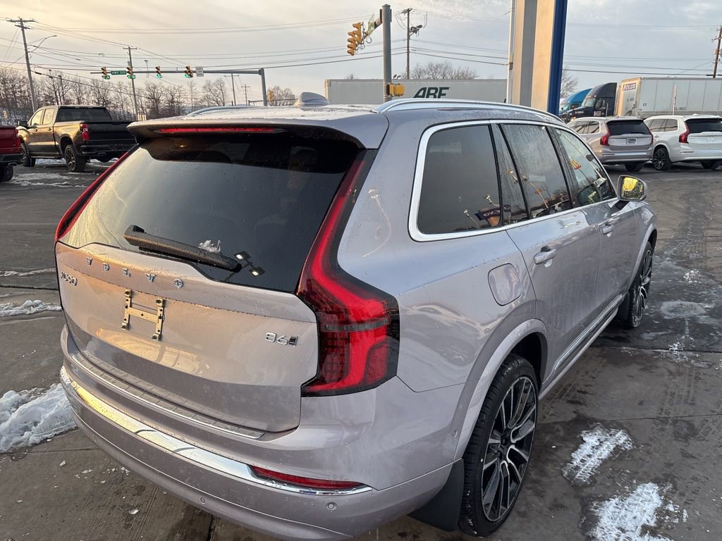 New 2026 Volvo XC90 B6 Plus w/ Protection Package Premier image 5
