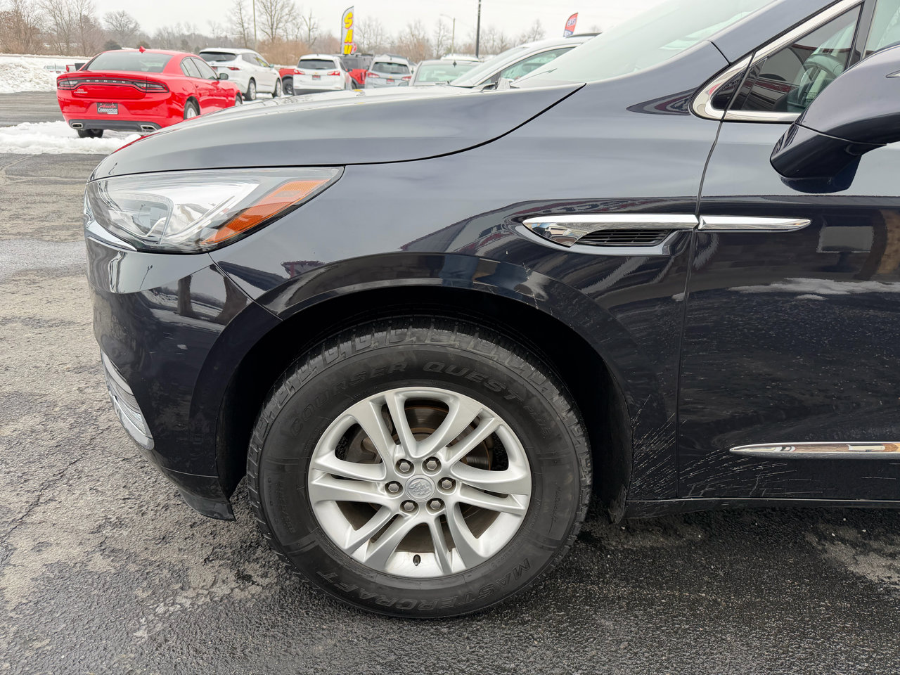 Used 2020 Buick Enclave Essence image 11