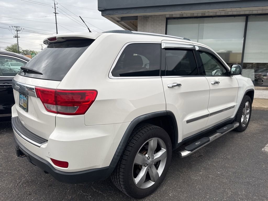 Used 2012 Jeep Grand Cherokee Overland AWD/4WD image 4