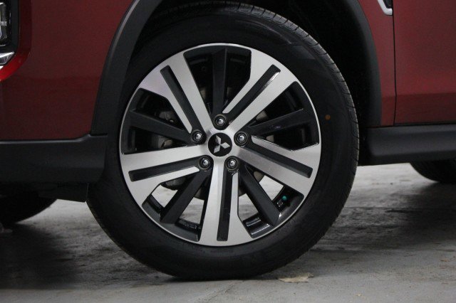 New 2026 Mitsubishi Outlander Sport SE image 3