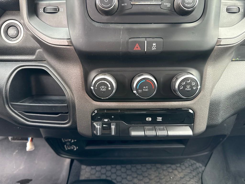 Used 2019 RAM 3500 Tradesman AWD/4WD image 14