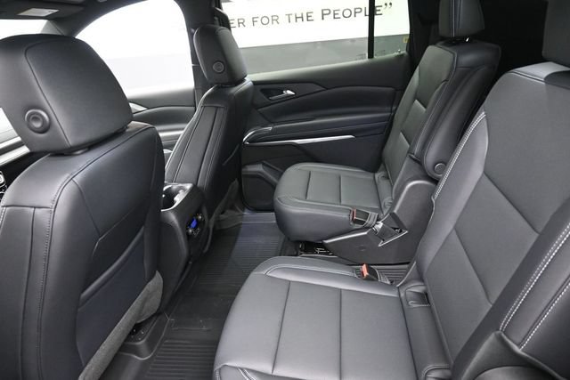 New 2027 Chevrolet Traverse LT w/ Sun and Wheel Package FWD image 10