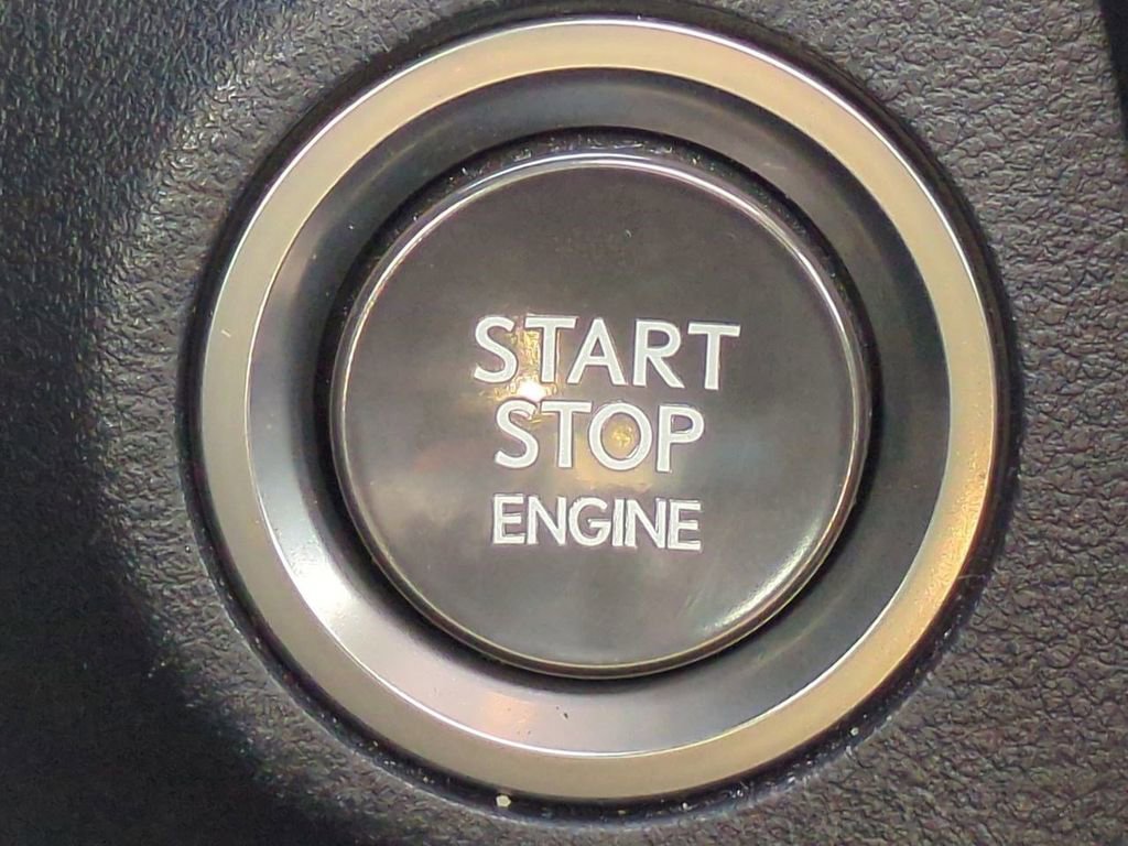 Used 2019 Lexus ES 350 Ultra Luxury image 30