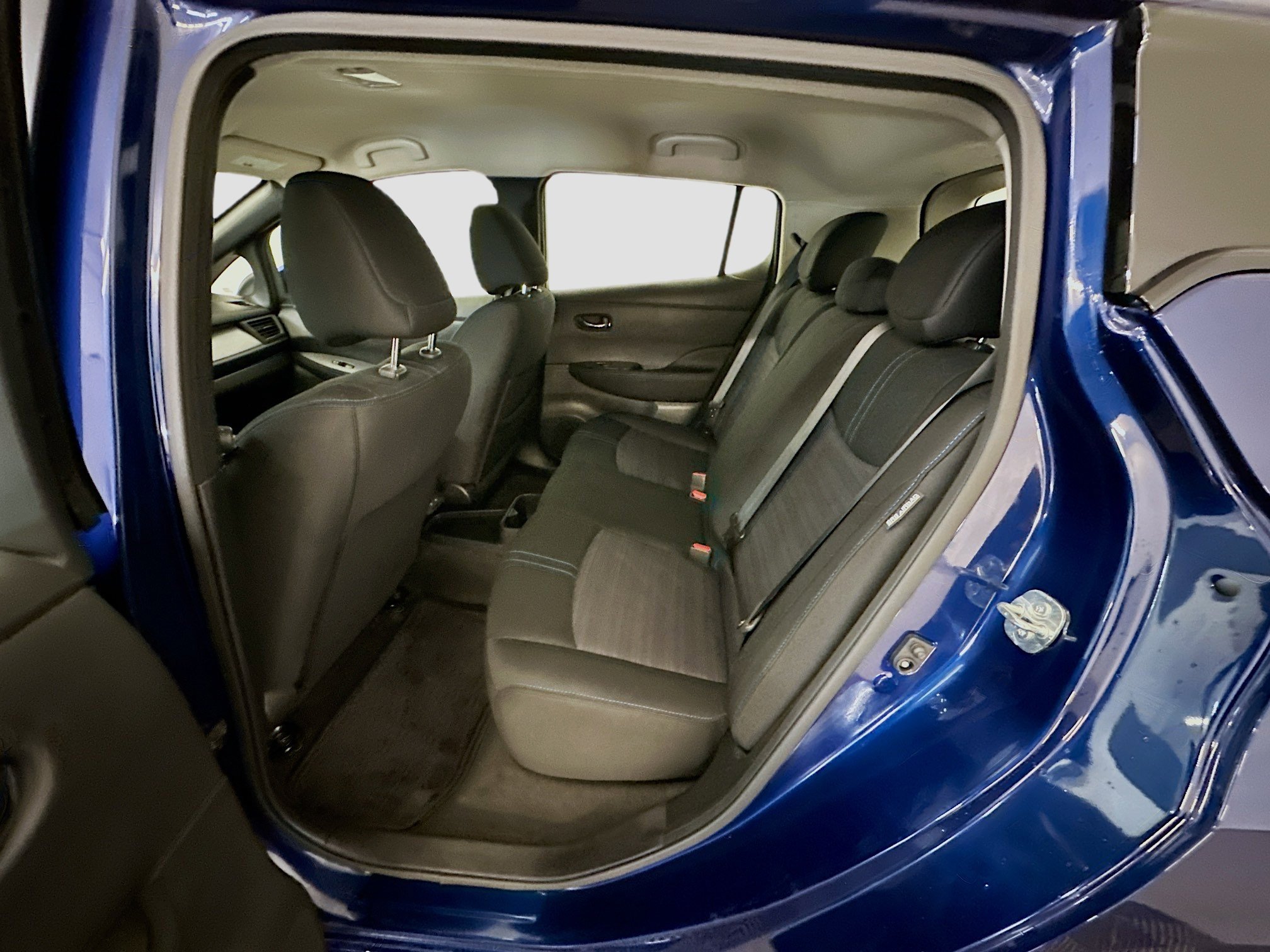 Used 2024 Nissan Leaf S FWD image 28