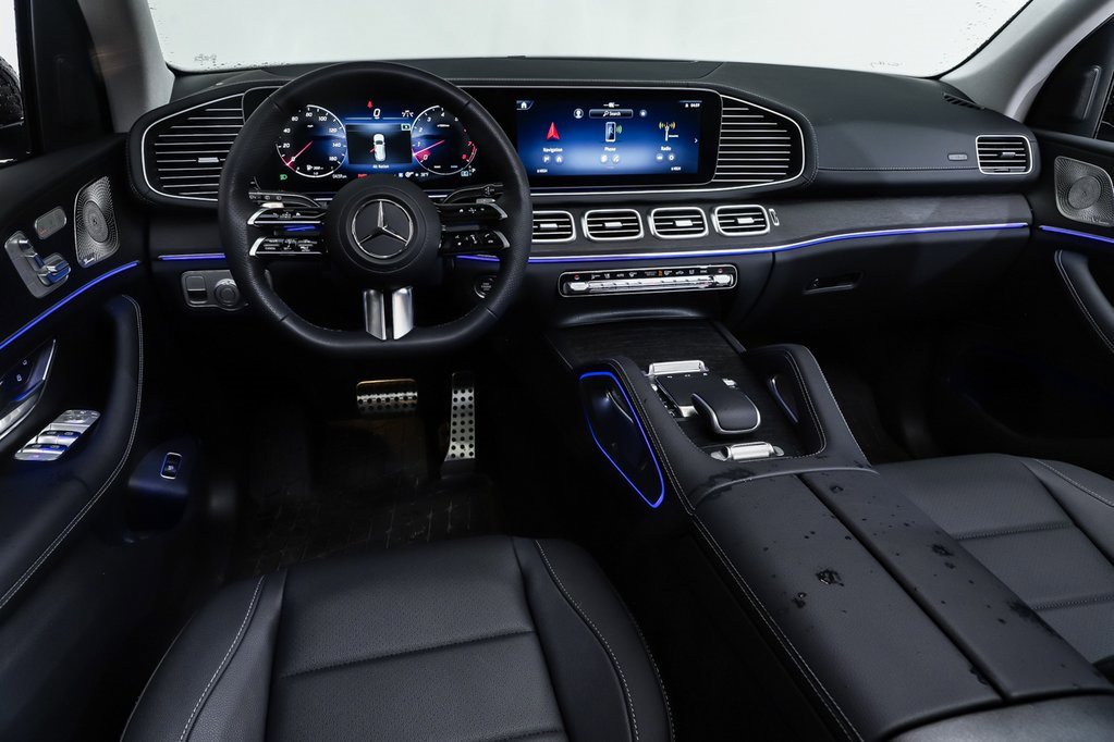 New 2026 Mercedes-Benz GLS 450 4MATIC image 6