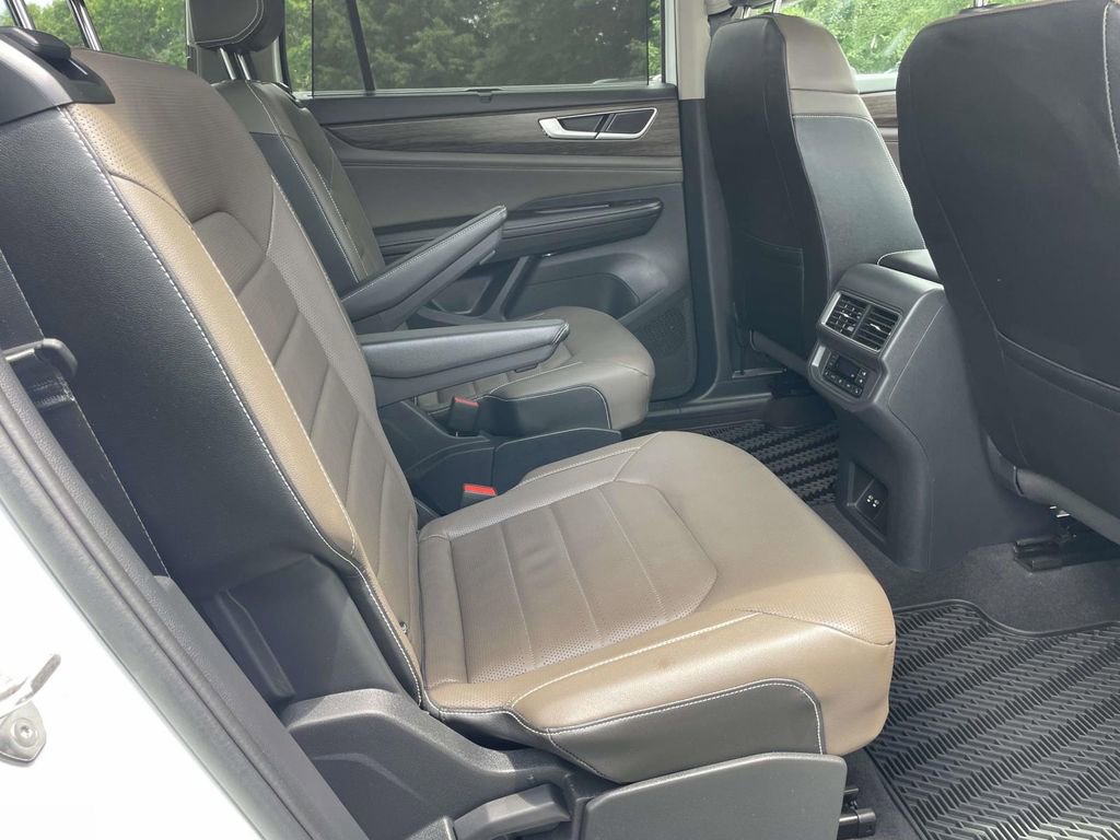 Certified 2024 Volkswagen Atlas SEL AWD/4WD image 8
