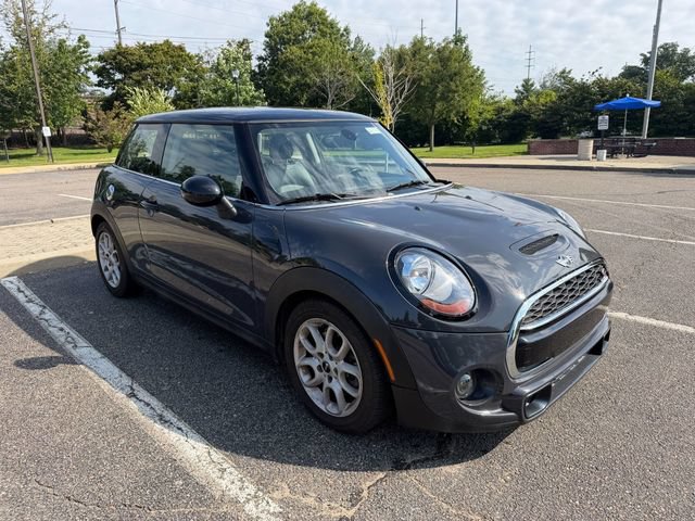 Used 2015 MINI Cooper S FWD image 2