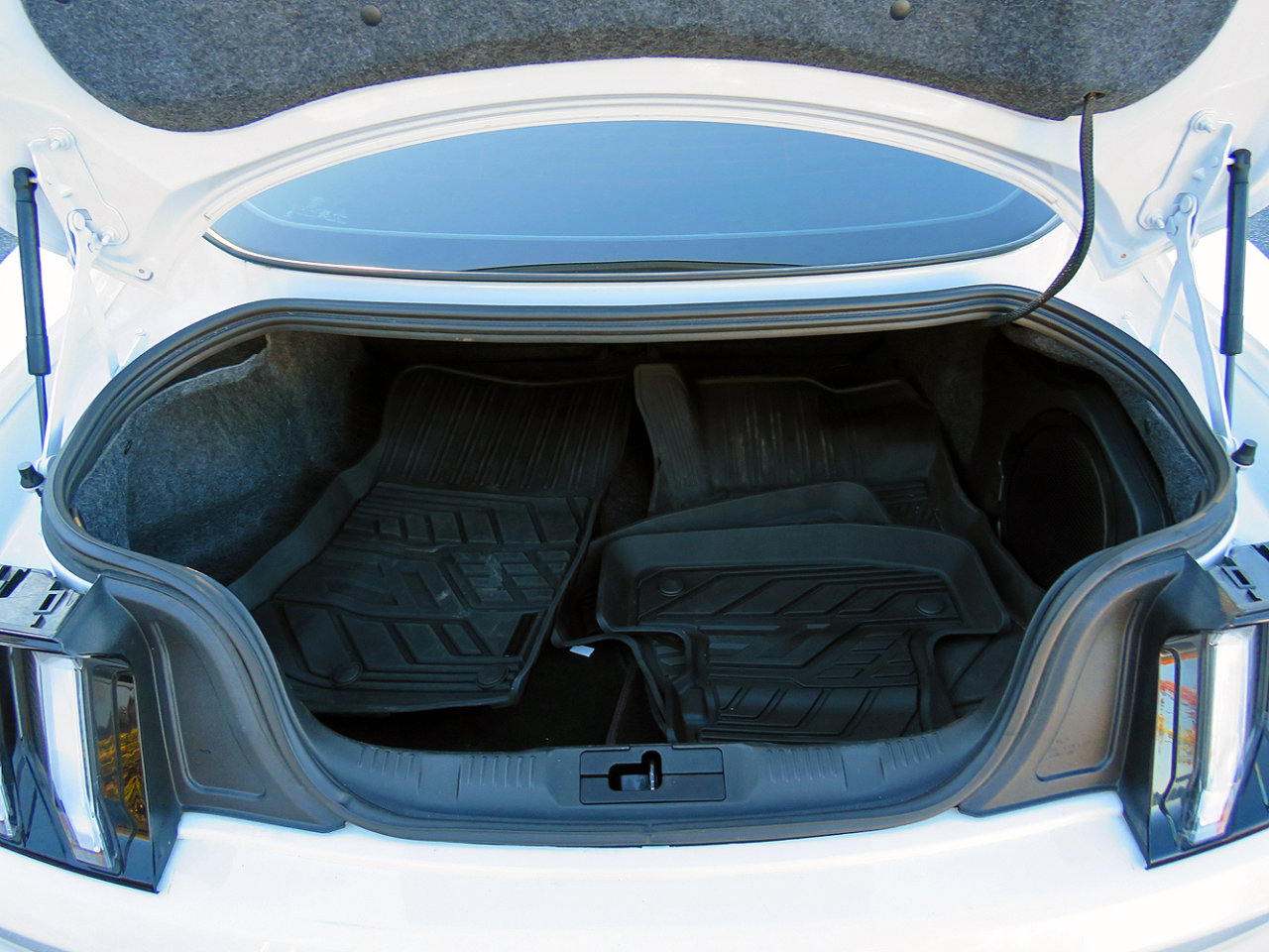 Used 2020 Ford Mustang GT Premium w/ Equipment Group 401A image 15