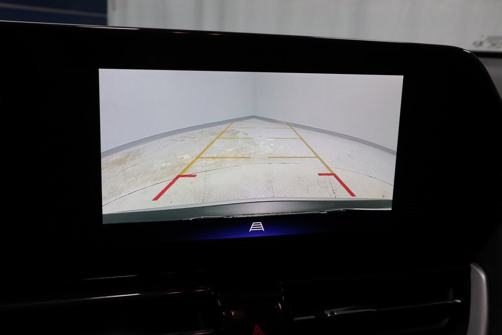 Used 2024 Chevrolet TrailBlazer LT w/ Driver Confidence Package image 3