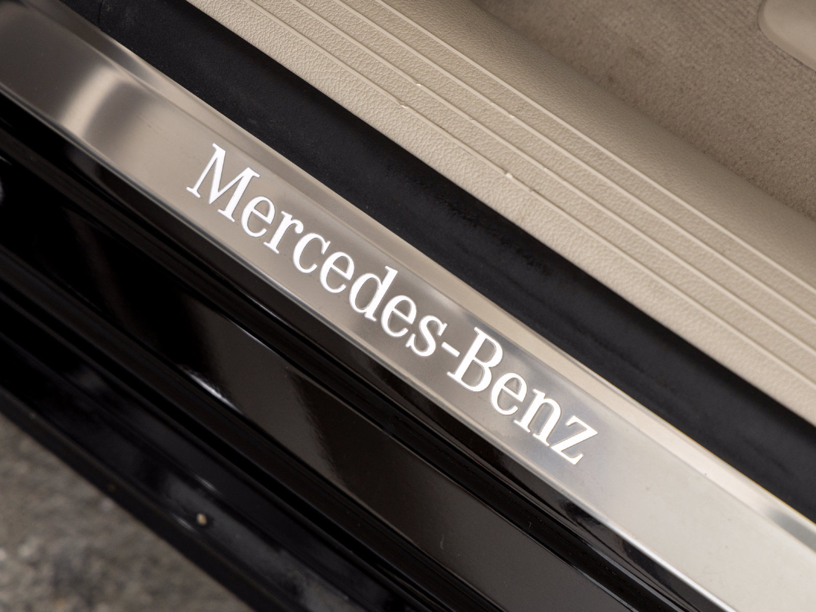 Certified 2023 Mercedes-Benz EQS 580 4MATIC Sedan image 13