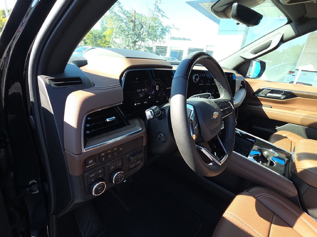New 2026 Chevrolet Tahoe High Country AWD/4WD image 15