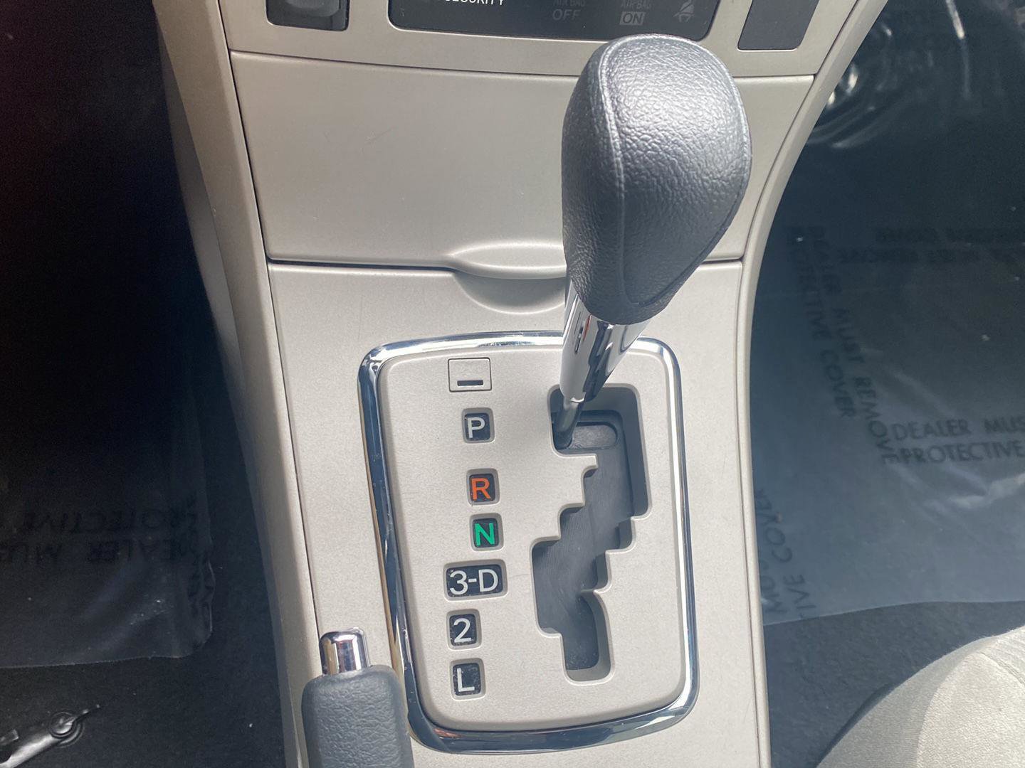 Used 2012 Toyota Corolla image 10