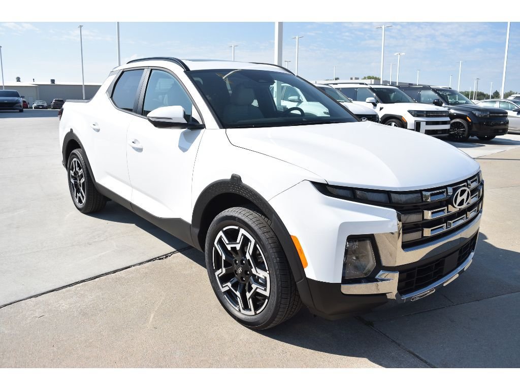 New 2026 Hyundai Santa Cruz Limited AWD/4WD image 2