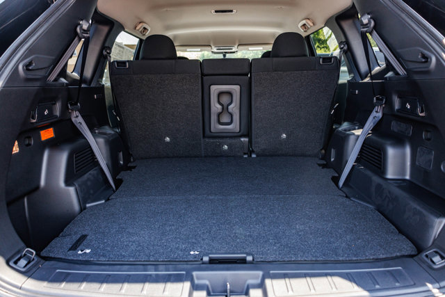 New 2025 Mitsubishi Outlander ES image 32