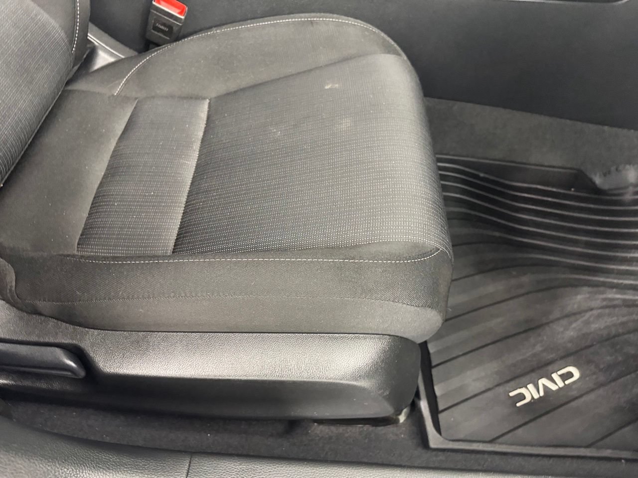 Used 2022 Honda Civic LX image 33