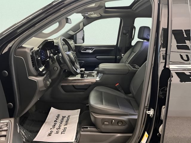 Certified 2023 Chevrolet Silverado 1500 LTZ w/ LTZ Premium Package AWD/4WD image 13