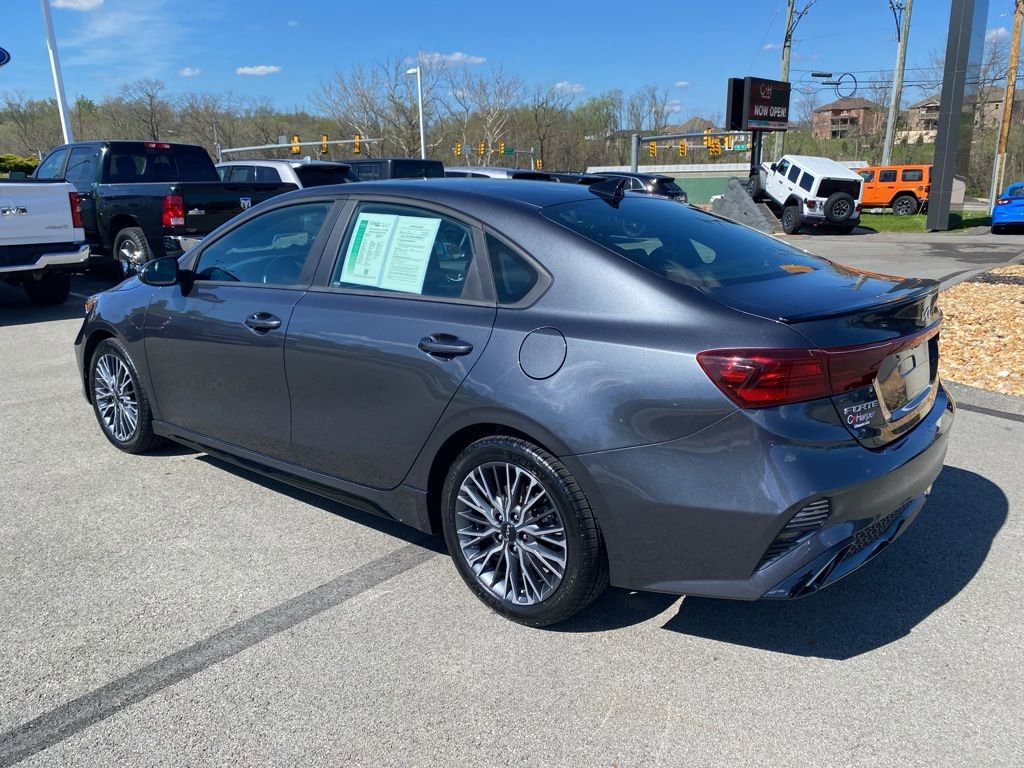 Used 2024 Kia Forte GT-Line w/ GT-Line Premium Package FWD image 5
