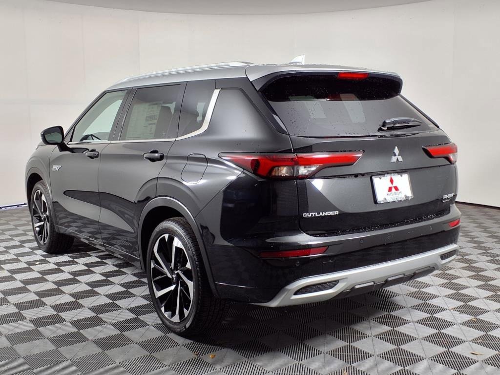 New 2025 Mitsubishi Outlander SEL image 5