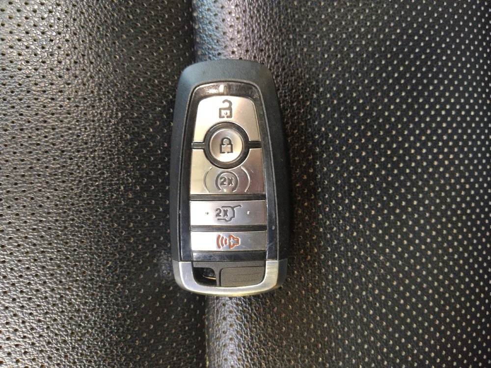 Used 2020 Ford Escape SEL AWD/4WD image 32