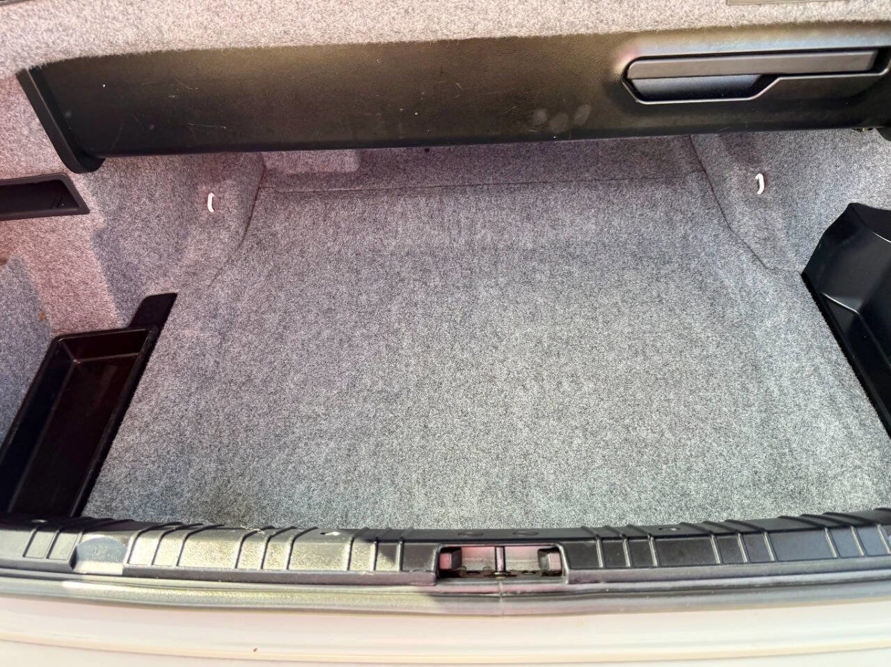 Used 2005 BMW 330Ci Convertible image 28