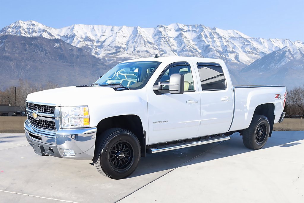Used 2010 Chevrolet Silverado 2500 LTZ w/ LPO, Protection Package image 2