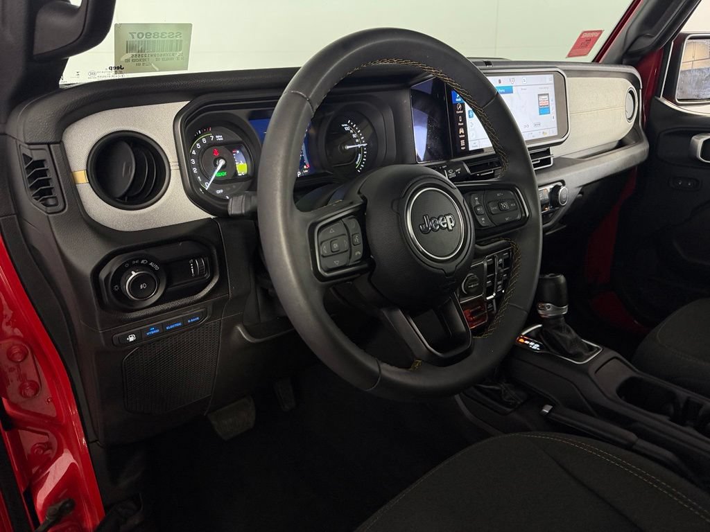 Used 2024 Jeep Wrangler Unlimited AWD/4WD image 19