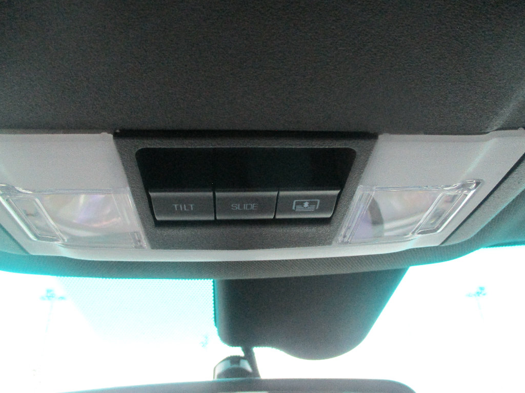 Used 2011 Ford Explorer Limited w/ 302A Rapid Spec Order Code FWD image 18