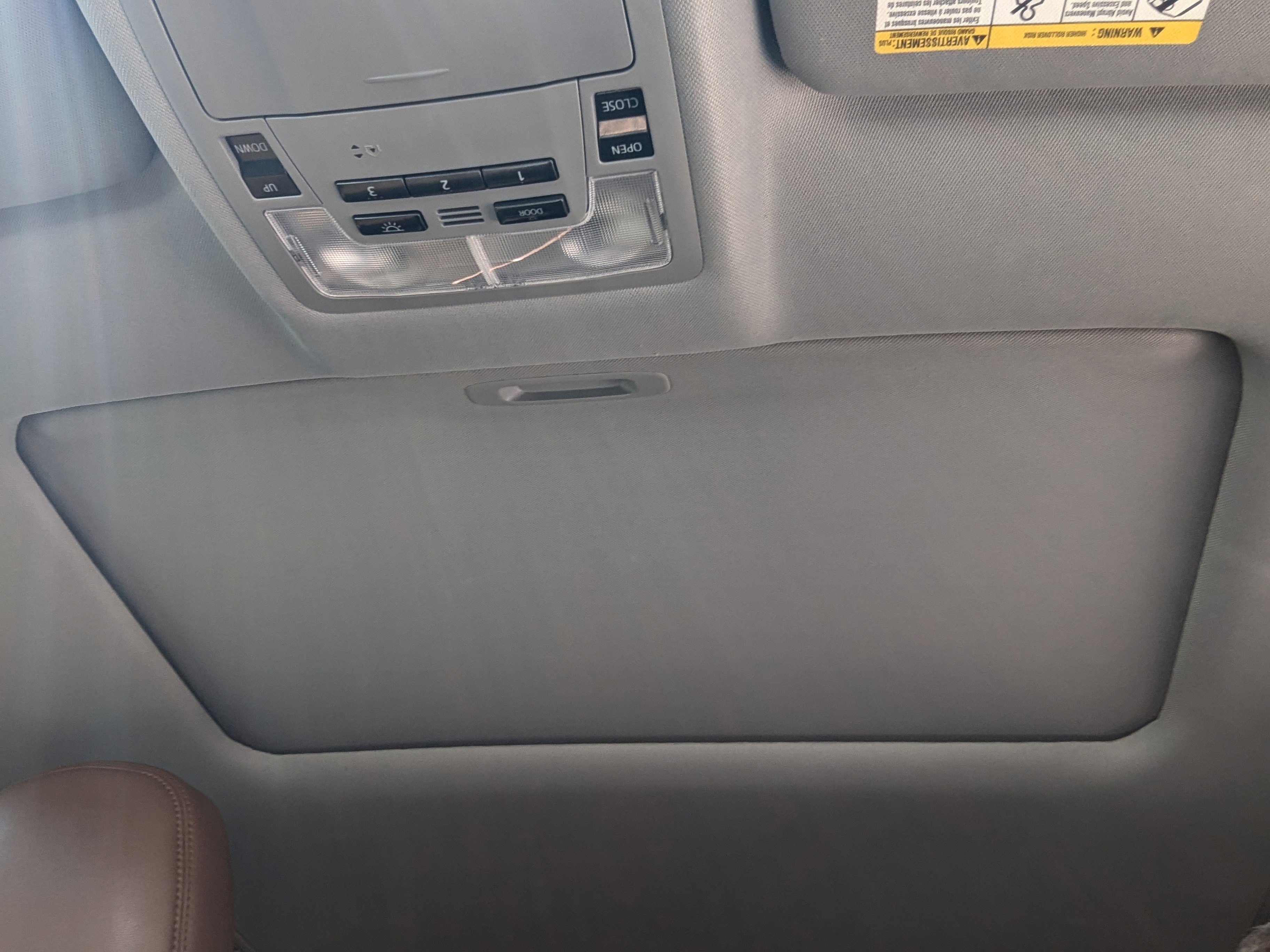 Used 2019 Toyota Highlander Limited w/ Carpet Mat Package (TMS) image 13