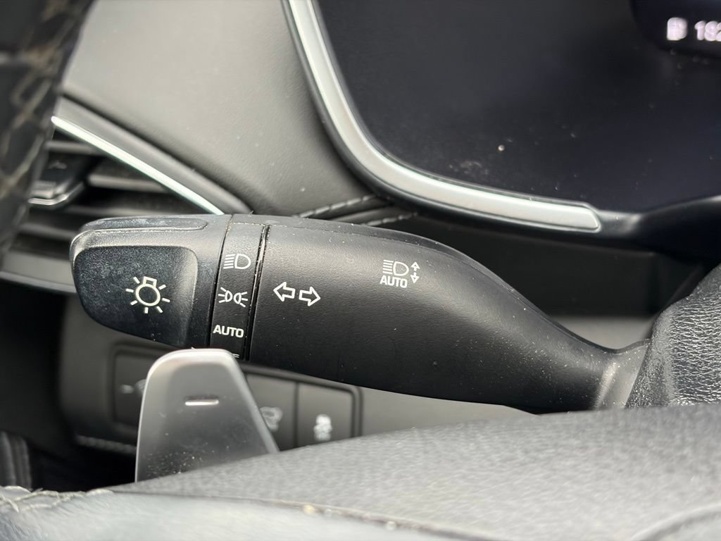 Used 2023 Hyundai Santa Fe Limited AWD/4WD image 27