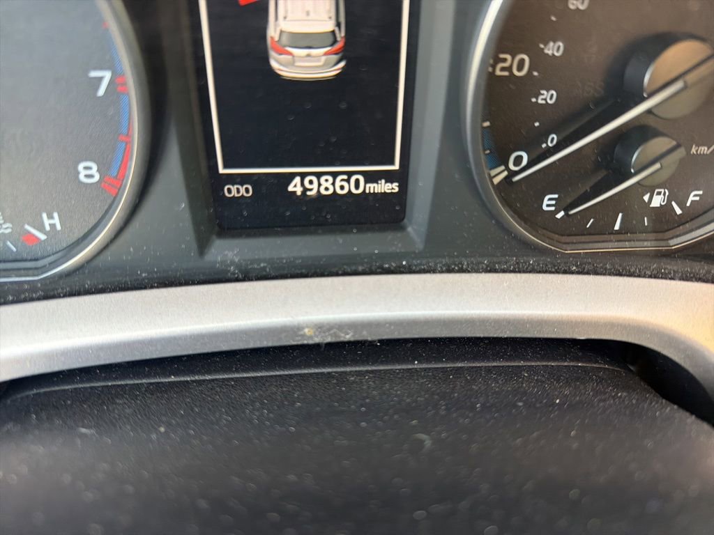 Used 2017 Toyota RAV4 XLE FWD image 10