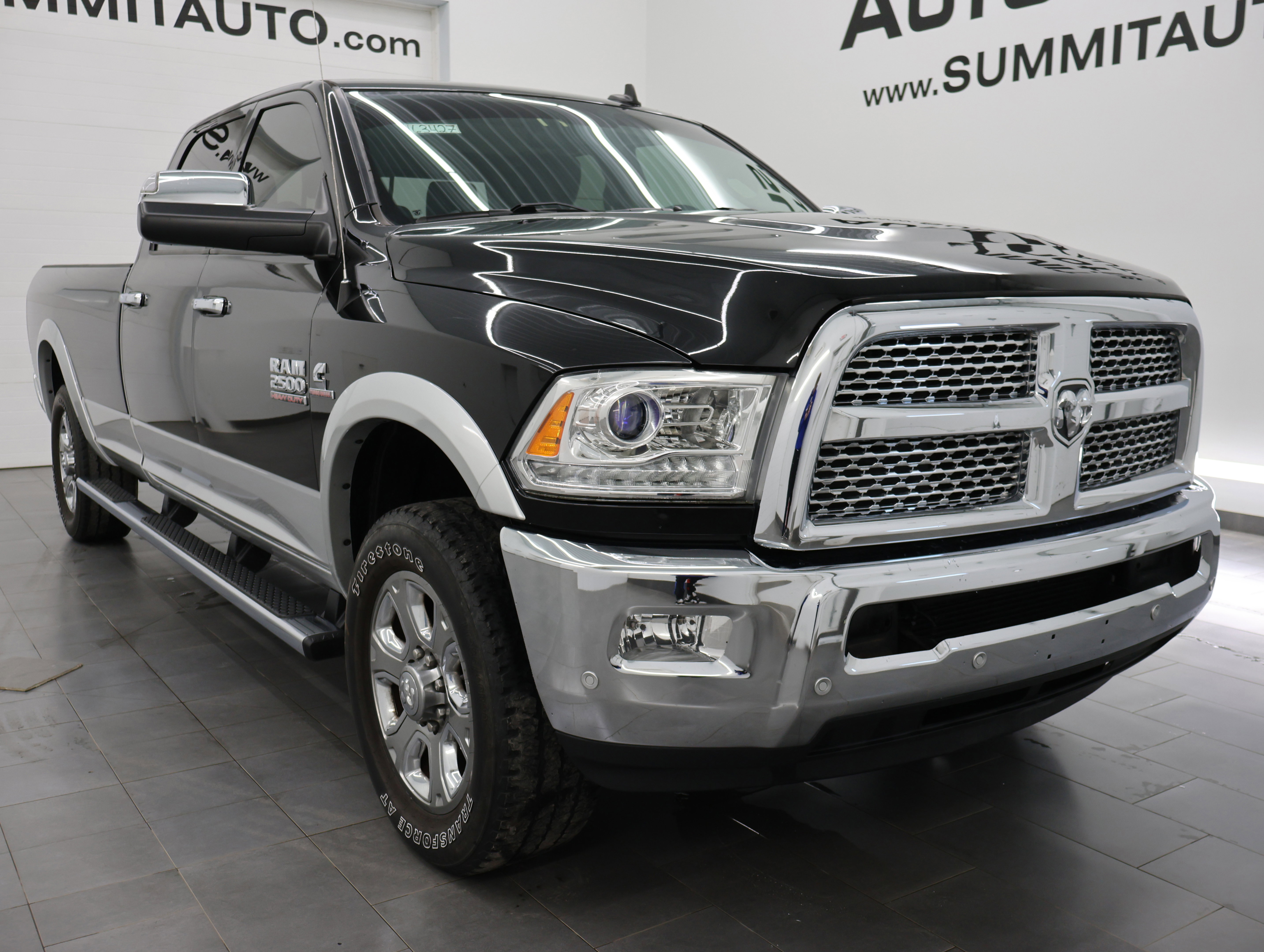 Used 2018 RAM 2500 Laramie image 2