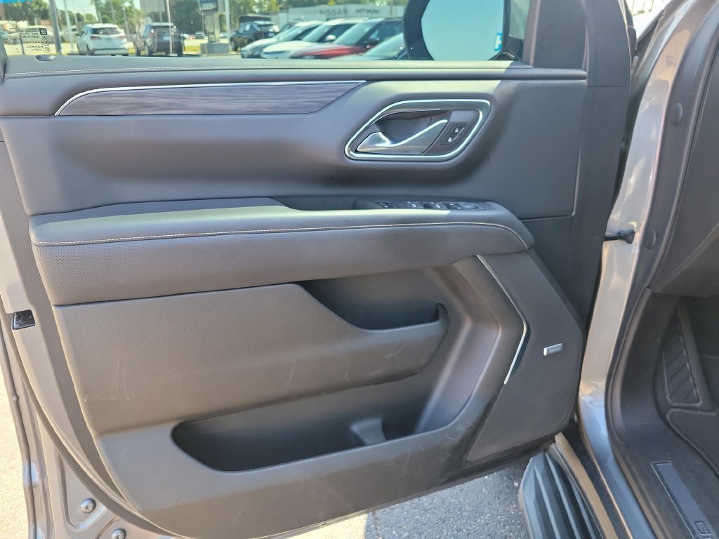 Used 2021 GMC Yukon SLT w/ SLT Premium Package AWD/4WD image 26
