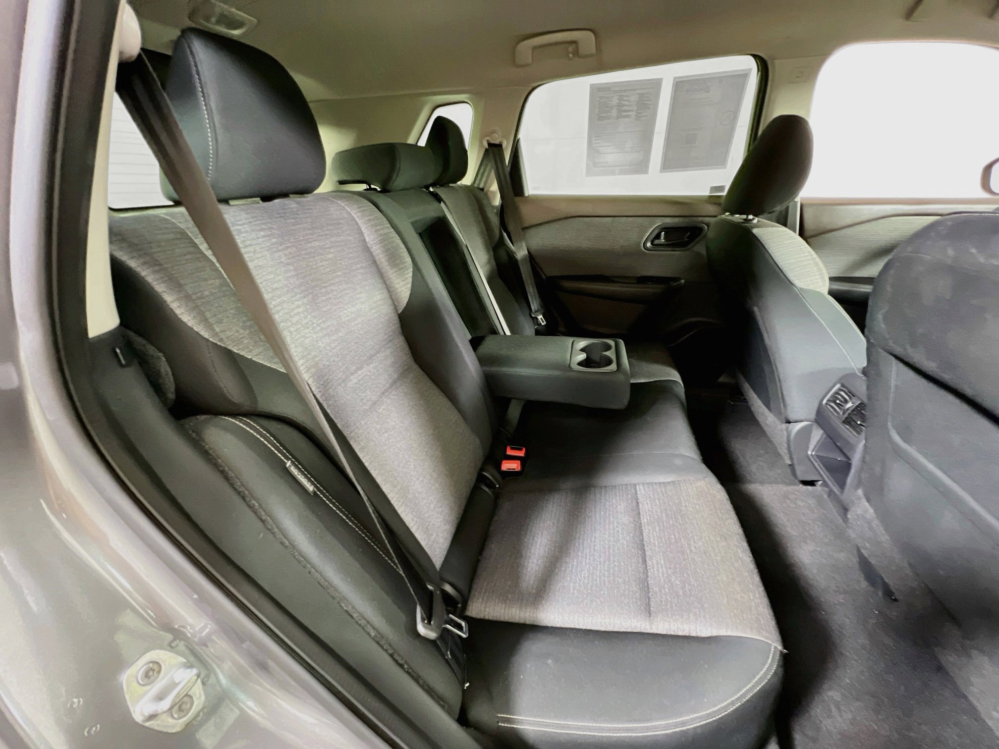 Used 2021 Nissan Rogue S AWD/4WD image 24