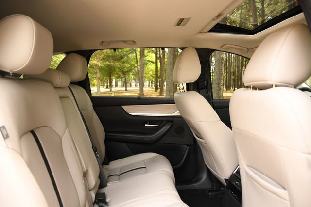 Used 2025 MAZDA CX-70 3.3 Turbo w/ Preferred Package AWD/4WD image 21