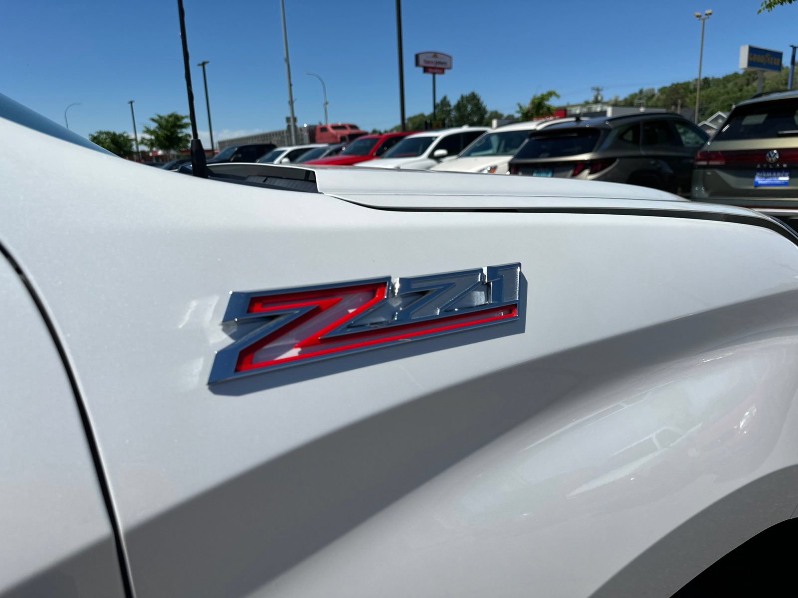 Used 2019 Chevrolet Silverado 1500 LTZ w/ LTZ Premium Package AWD/4WD image 45