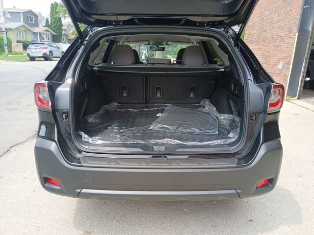 Used 2025 Subaru Outback Premium image 22