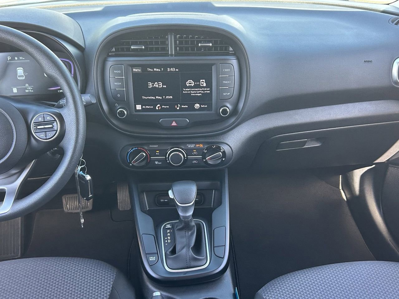 Used 2025 Kia Soul S FWD image 17