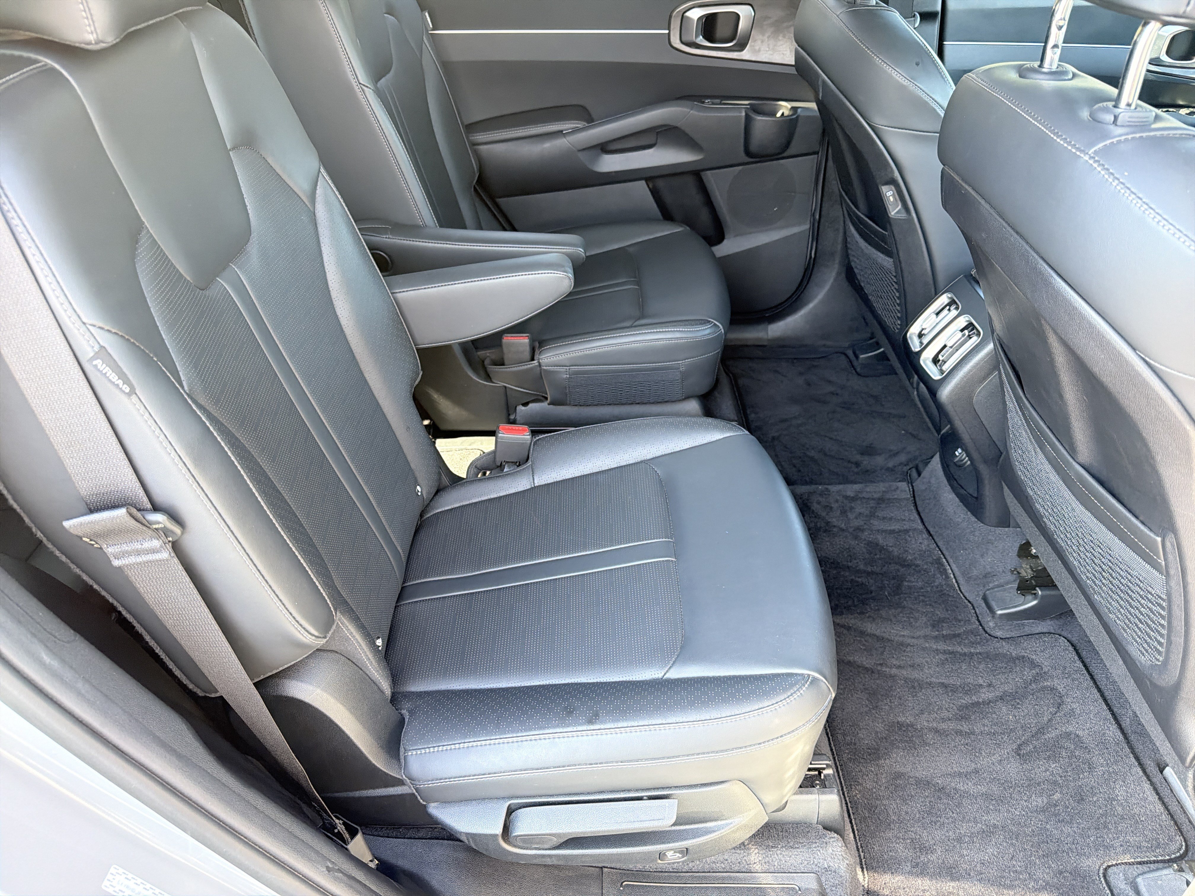 Used 2025 Kia Sorento X-Line EX AWD/4WD image 16