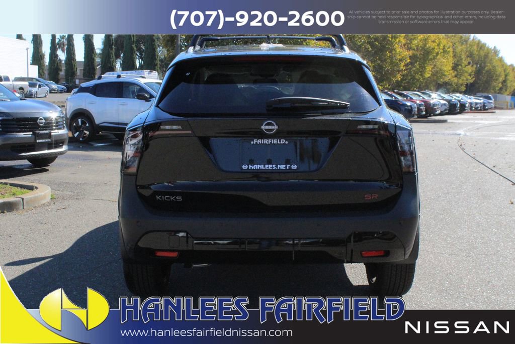 New 2026 Nissan Kicks SR FWD image 8