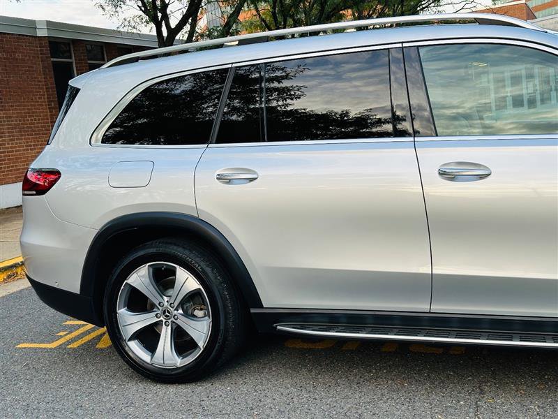 Used 2021 Mercedes-Benz GLS 450 4MATIC image 9