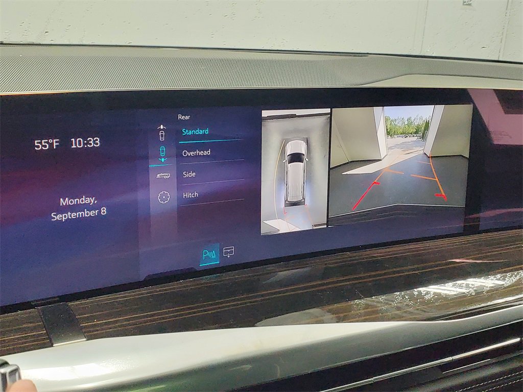 New 2025 Cadillac Escalade Premium Luxury w/ LPO, Radiant Package image 22