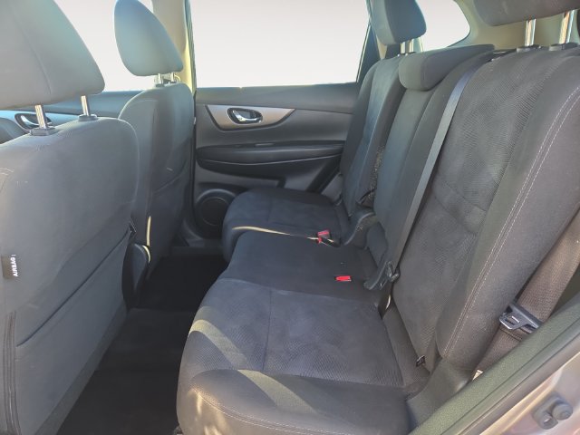 Used 2016 Nissan Rogue S w/ Appearance Package AWD/4WD image 14