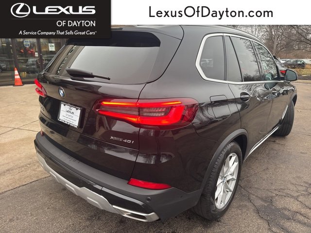 Used 2023 BMW X5 xDrive40i w/ Parking Assistance Package image 3