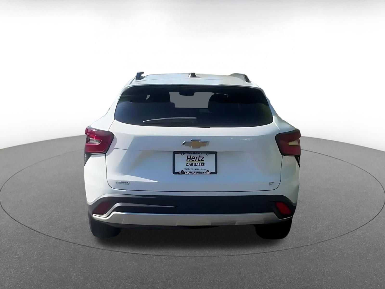 Used 2025 Chevrolet Trax LT w/ LT Convenience Package FWD image 12