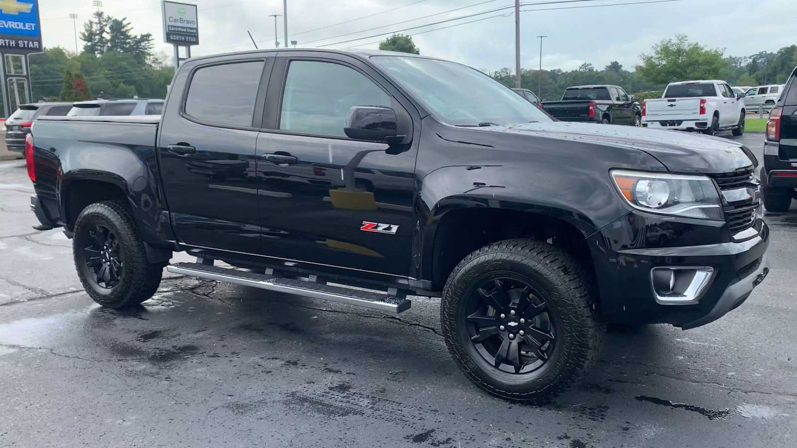 Used 2019 Chevrolet Colorado Z71 w/ Z71 Midnight Edition AWD/4WD image 2