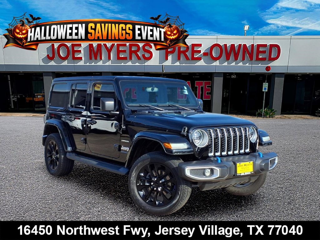 Used 2023 Jeep Wrangler Unlimited Sahara w/ Cold Weather Group AWD/4WD image 1