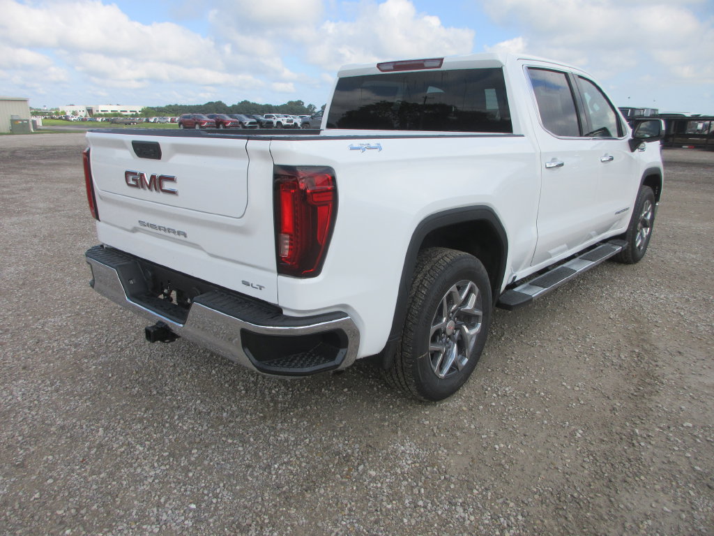 New 2026 GMC Sierra 1500 SLT w/ SLT Premium Package AWD/4WD image 5