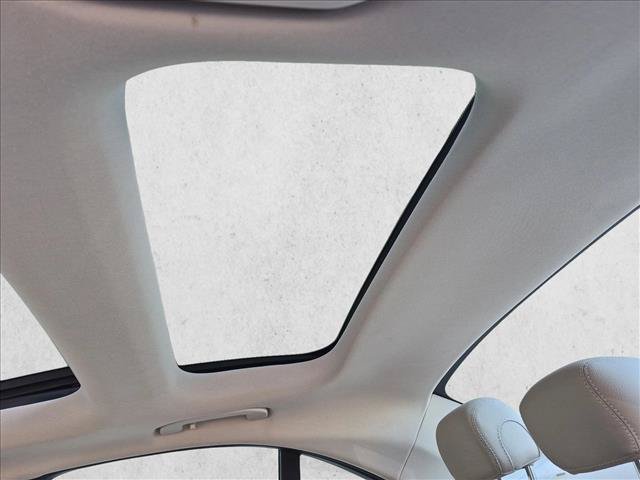 Certified 2016 Mercedes-Benz C 300 4MATIC Sedan image 20